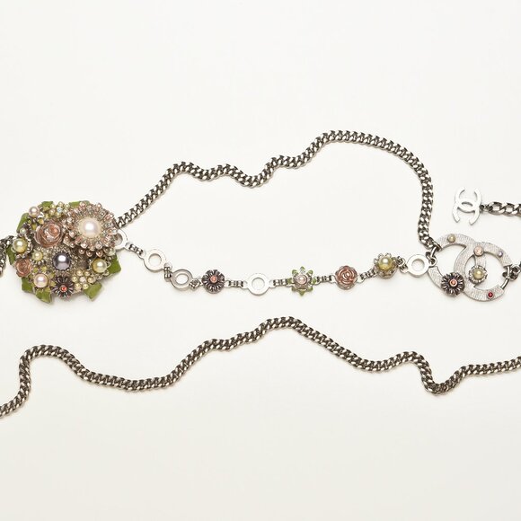 Vintage Chanel Logo Catwalk Chain Belt Floral 2005 NWOT - Picture 3 of 14